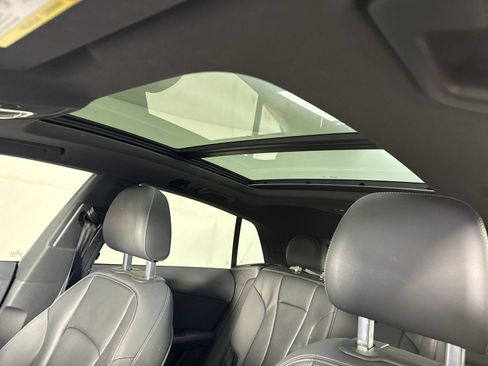 Used 2019 Audi Q8 Premium w/ Convenience Package AWD/4WD image 19