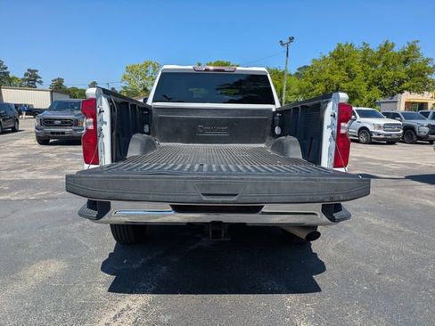 Used 2024 Chevrolet Silverado 2500 LT image 14