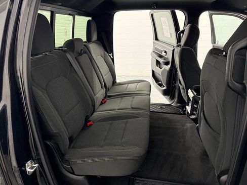 Used 2020 RAM 1500 Big Horn AWD/4WD image 12