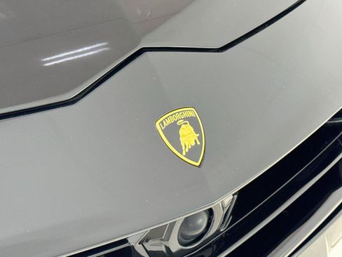Used 2023 Lamborghini Urus S AWD/4WD image 36