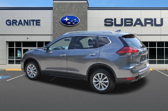 Used 2017 Nissan Rogue SV AWD/4WD image 7