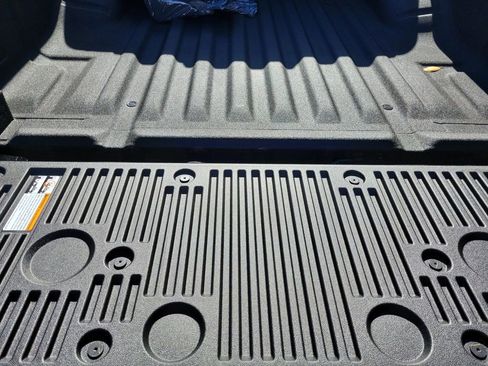 New 2026 Nissan Frontier PRO-4X image 13