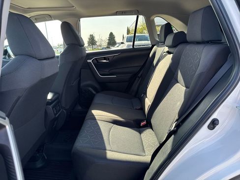 Used 2025 Toyota RAV4 XLE w/ Convenience Package AWD/4WD image 31