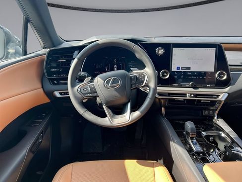 Used 2025 Lexus RX 350 FWD w/ Technology Package image 21