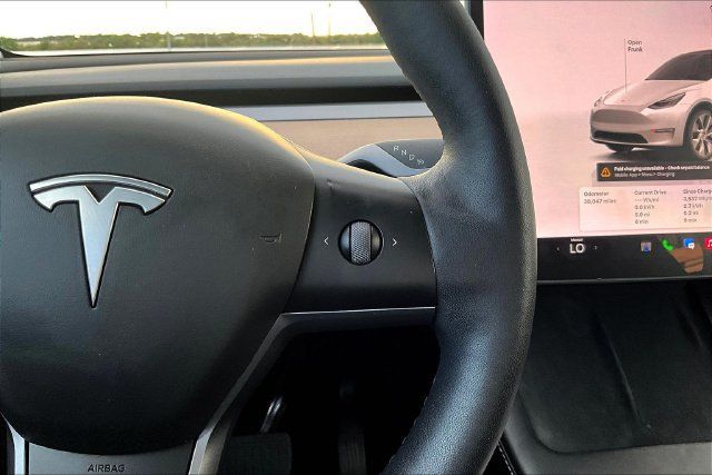 Used 2023 Tesla Model Y Long Range AWD/4WD image 12