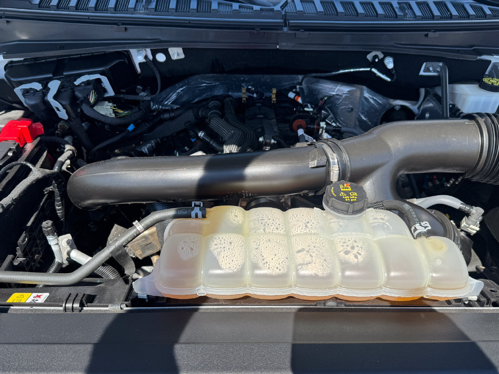 Used 2024 Ford Expedition Limited AWD/4WD image 29