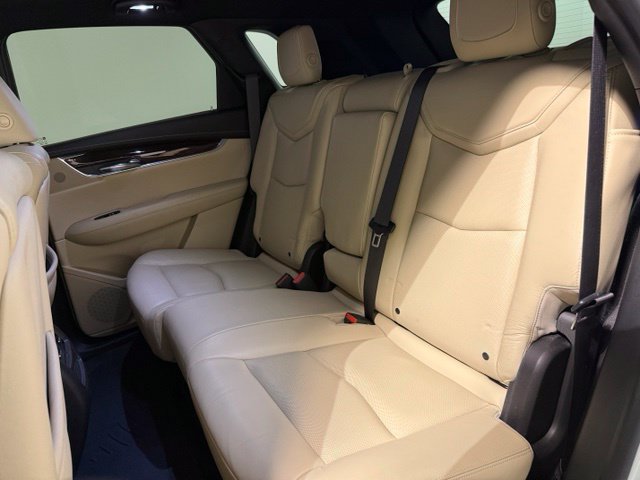Used 2017 Cadillac XT5 Luxury w/ Driver Awareness Package FWD image 28