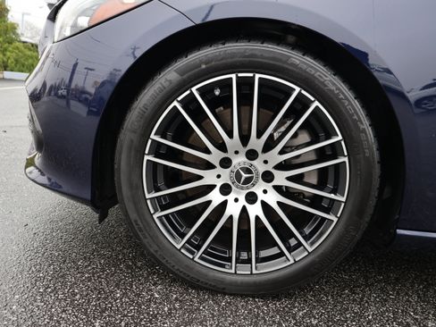 Used 2023 Mercedes-Benz C 300 4MATIC Sedan image 9