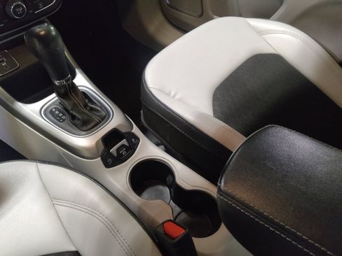 Used 2021 Jeep Compass Latitude image 26