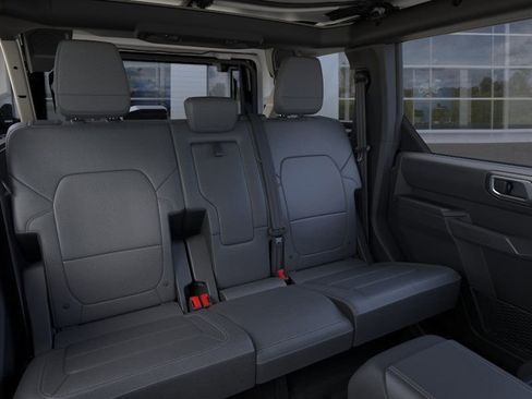 New 2025 Ford Bronco Badlands w/ Sasquatch Package image 11