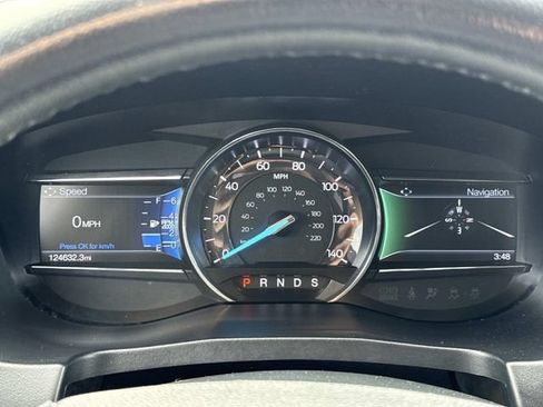 Used 2019 Ford Explorer Limited w/ Class III Trailer Tow Package AWD/4WD image 27