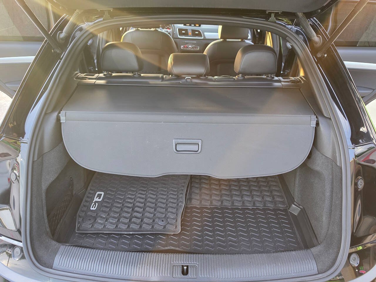 Used 2018 Audi Q3 2.0T Premium FWD image 49