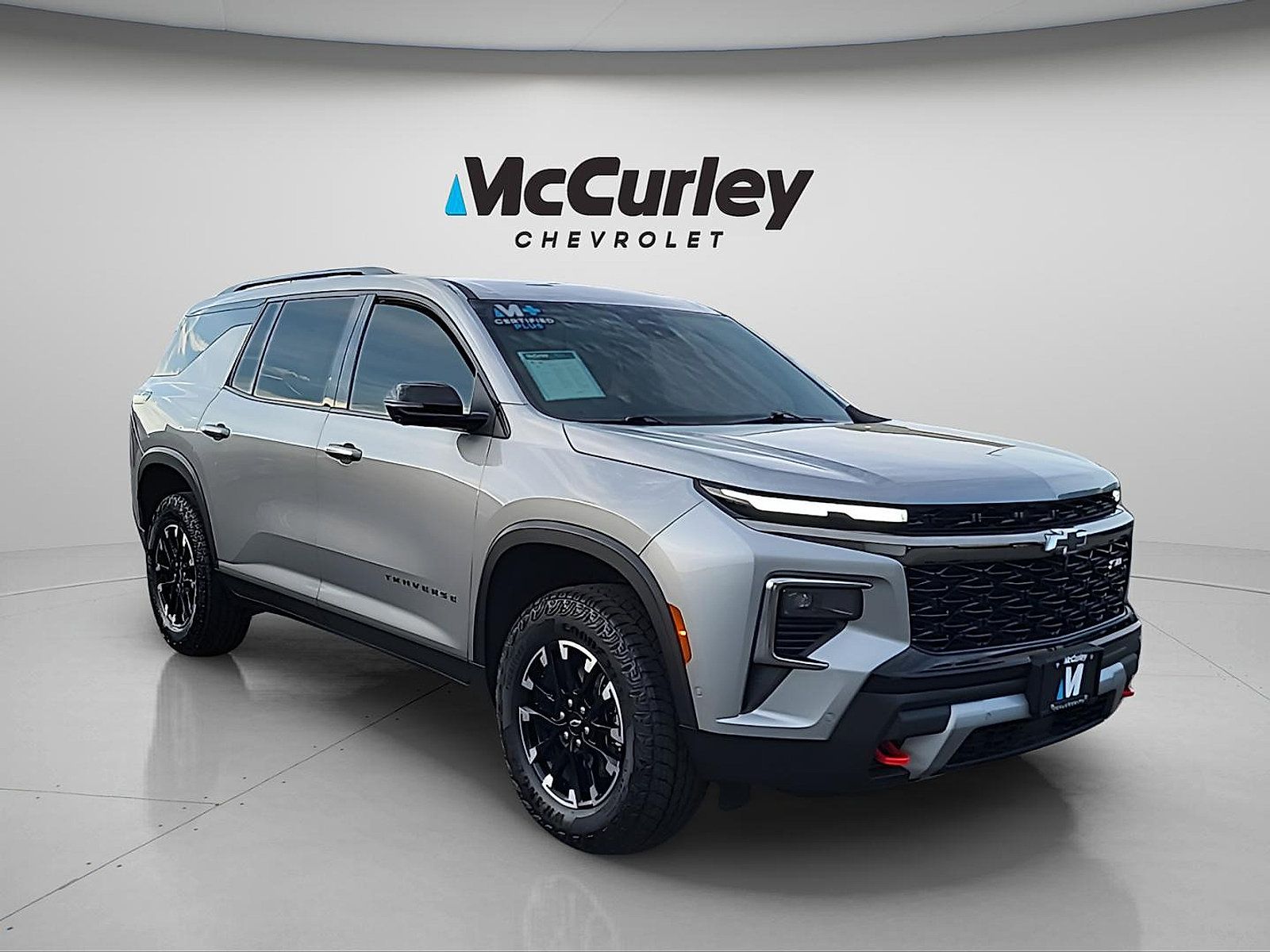 Used 2024 Chevrolet Traverse Z71 w/ Enhanced Driving Package AWD/4WD image 1