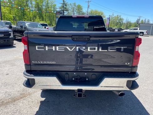 Used 2024 Chevrolet Silverado 2500 LT w/ Convenience Package AWD/4WD image 6