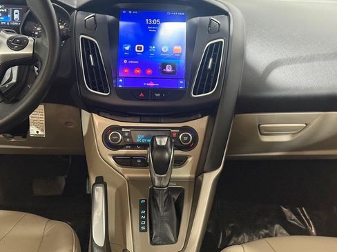Used 2012 Ford Focus SEL FWD image 27