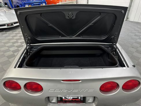 Used 2004 Chevrolet Corvette Convertible w/ Preferred Equipment Group image 47