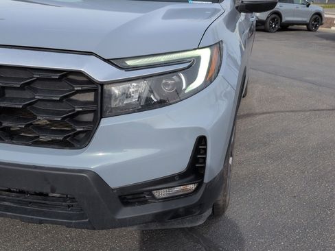 Used 2023 Honda Passport EX-L image 12