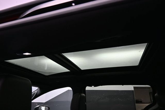 Used 2025 Chrysler Pacifica Limited FWD image 19
