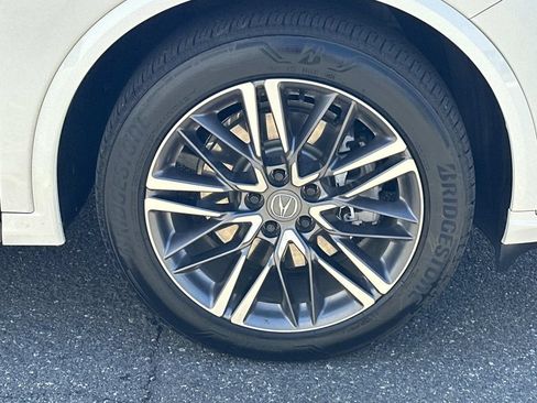 Used 2025 Acura MDX SH-AWD w/ Advance Package image 11