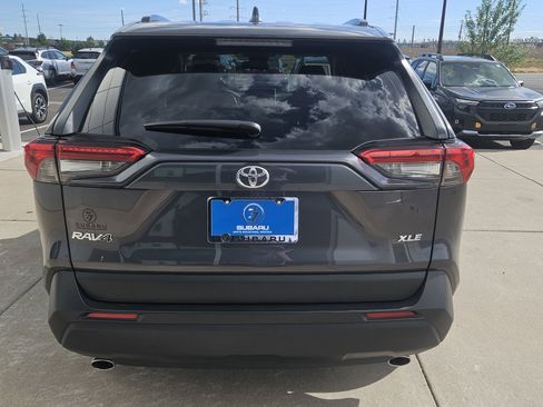 Used 2025 Toyota RAV4 XLE FWD image 6