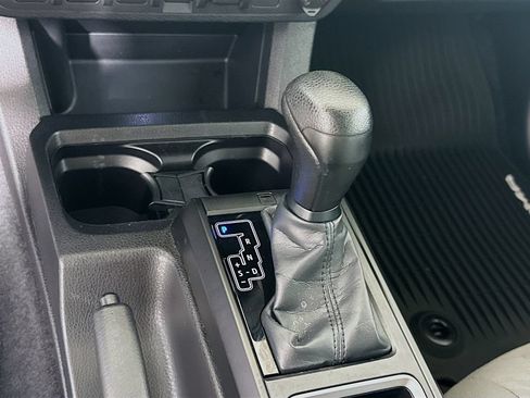 Certified 2023 Toyota Tacoma SR AWD/4WD image 15
