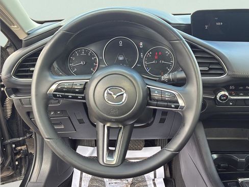 Used 2025 MAZDA MAZDA3 s image 25
