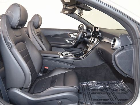 Used 2021 Mercedes-Benz C 300 4MATIC Cabriolet image 11