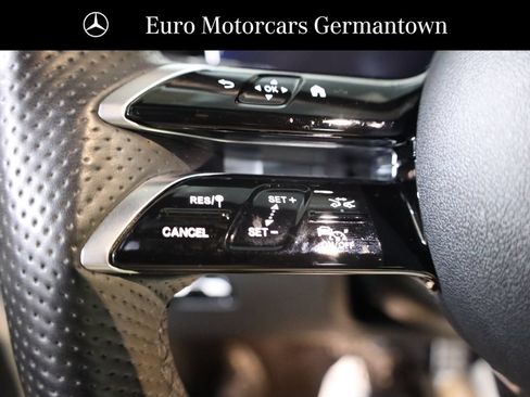 Used 2023 Mercedes-Benz GLC 300 4MATIC w/ AMG Line image 13