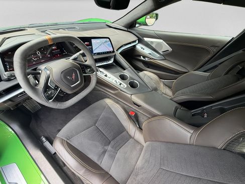 Used 2026 Chevrolet Corvette Stingray Premium Conv w/ Z51 Performance Package RWD image 26