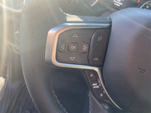 New 2026 RAM 1500 4x4 Crew Cab image 16