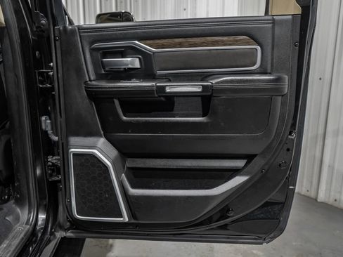 Used 2019 RAM 2500 Laramie image 46