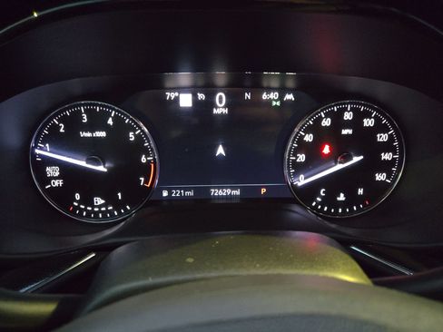 Used 2021 Buick Envision Essence w/ Technology Package I FWD image 15