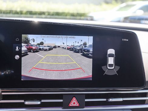 Certified 2023 Hyundai Elantra Limited FWD image 32