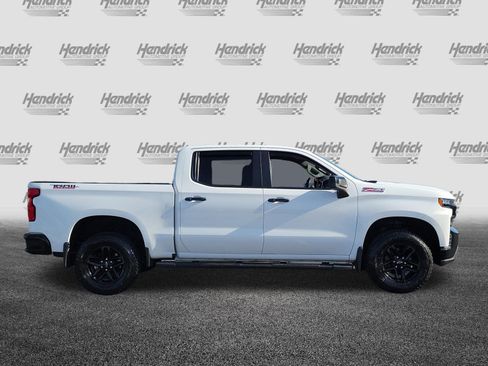 Used 2019 Chevrolet Silverado 1500 LT Trail Boss AWD/4WD image 8