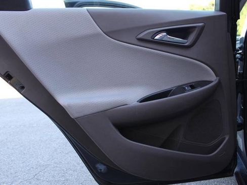 Used 2020 Chevrolet Malibu LT FWD image 22