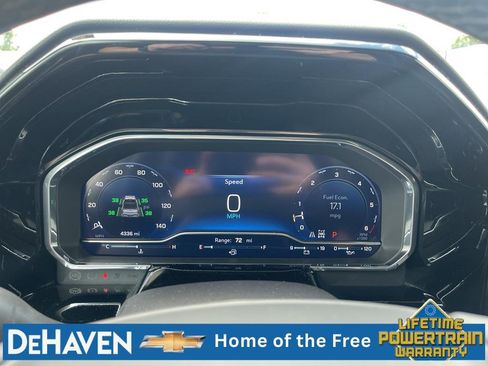 Used 2024 Chevrolet Silverado 1500 RST AWD/4WD image 12