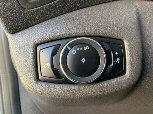 Used 2016 Ford Transit Connect XL image 17