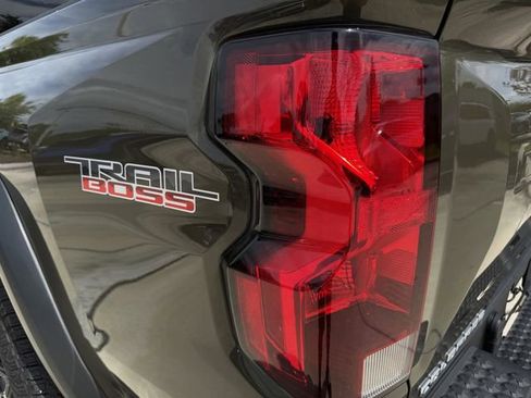 Used 2024 Chevrolet Colorado Trail Boss w/ Advanced Trailering Package AWD/4WD image 14