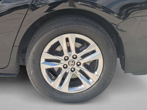 Certified 2021 Toyota Sienna Limited image 23