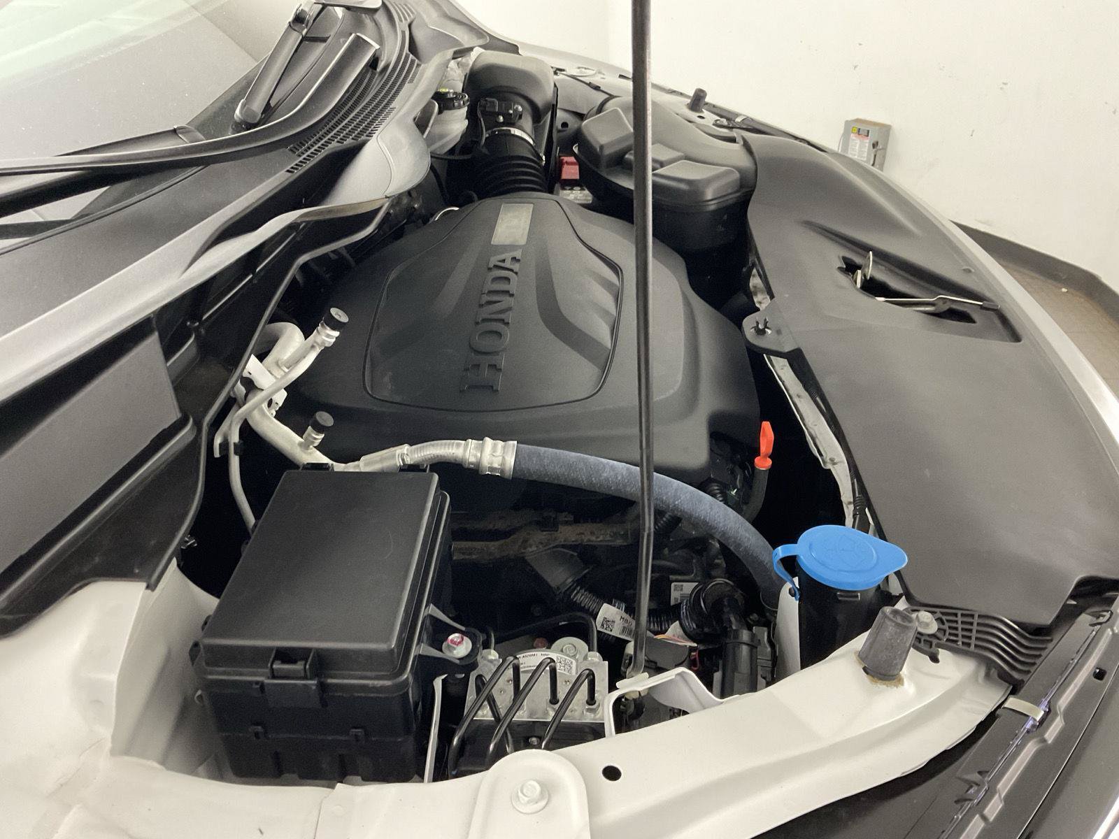 Used 2025 Honda Odyssey Elite image 22