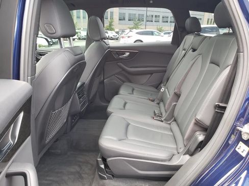 Used 2021 Audi Q7 3.0T Premium AWD/4WD image 30