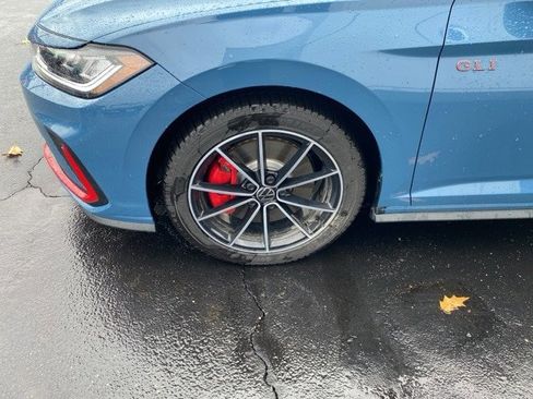 Used 2025 Volkswagen Jetta GLI Autobahn image 14