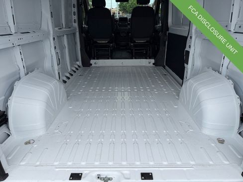 Used 2025 RAM ProMaster 2500 w/ Quick Order Package 22G SLT FWD image 17
