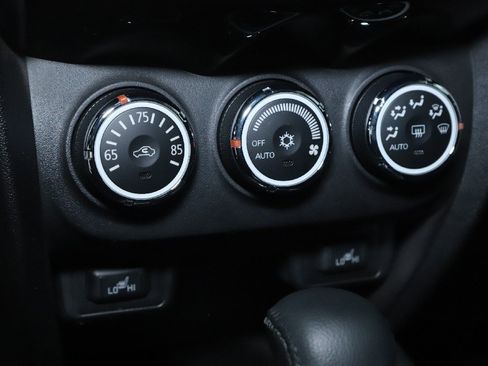 Used 2015 Mitsubishi Outlander Sport GT image 29