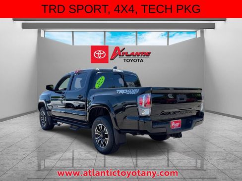 Used 2023 Toyota Tacoma TRD Sport w/ Advanced Technology Package AWD/4WD image 6