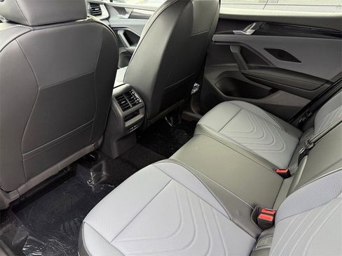 New 2026 Volkswagen Tiguan SE R-Line image 26