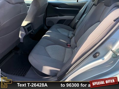 Used 2020 Toyota Camry LE image 14