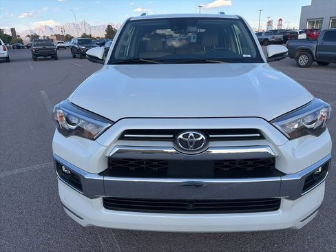 Used 2022 Toyota 4Runner Limited RWD image 12