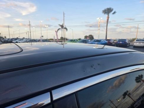 Used 2014 Ford Taurus SEL w/ Equipment Group 201A image 4