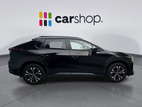 Used 2023 Toyota bZ4X XLE w/ Weather Package AWD/4WD image 6